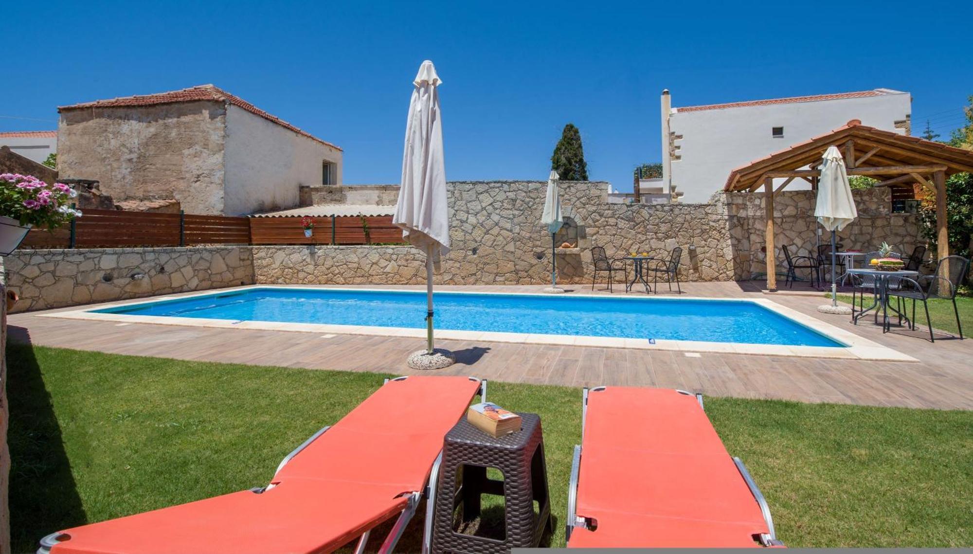 Skandalis Apartments With Pool Chorafakia Екстериор снимка