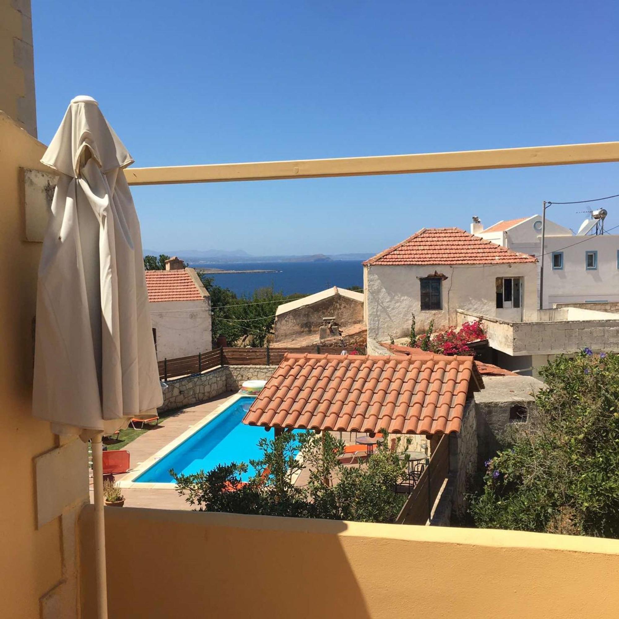 Skandalis Apartments With Pool Chorafakia Екстериор снимка