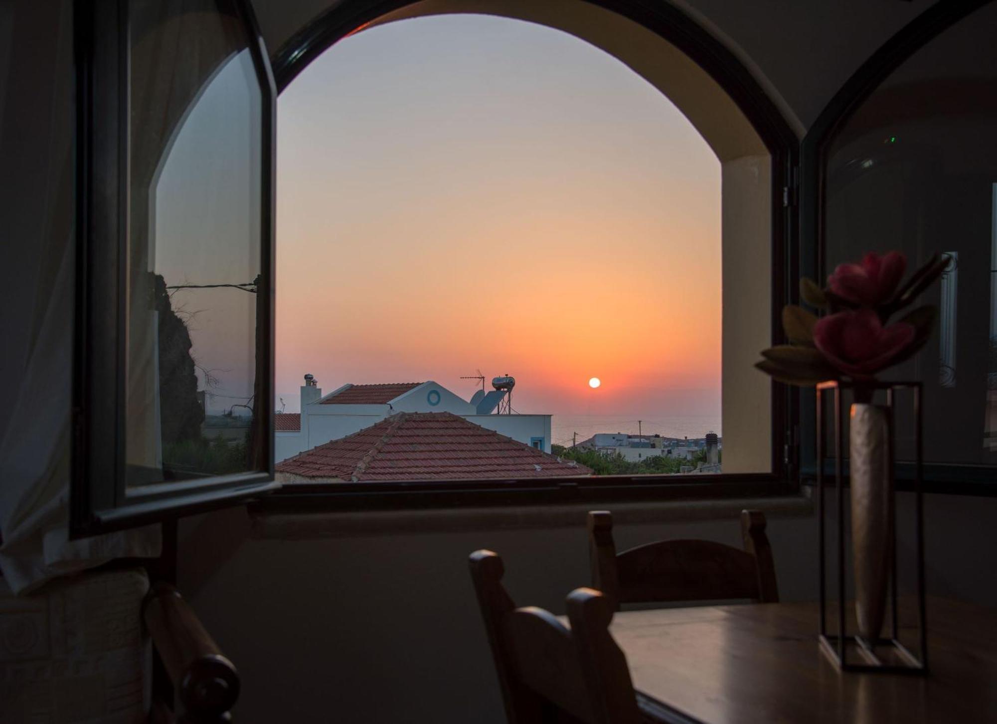 Skandalis Apartments With Pool Chorafakia Екстериор снимка