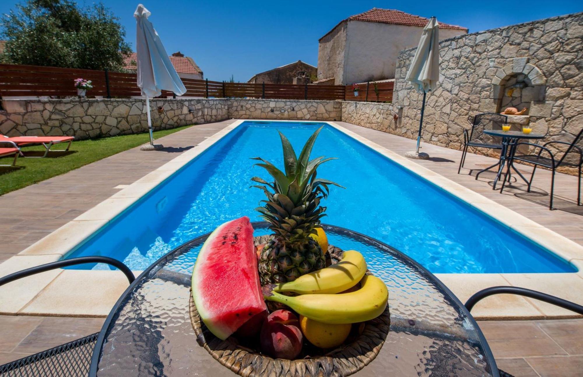 Skandalis Apartments With Pool Chorafakia Екстериор снимка
