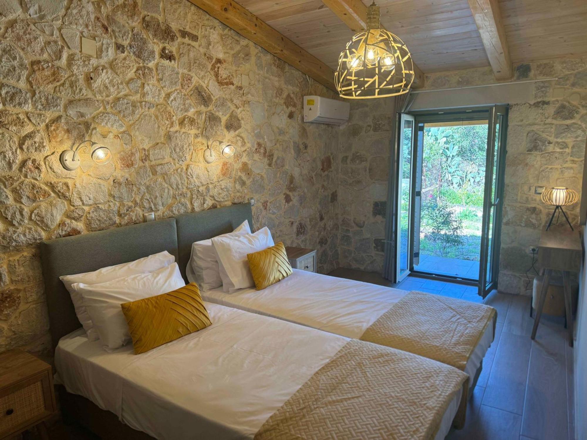 Skandalis Apartments With Pool Chorafakia Екстериор снимка