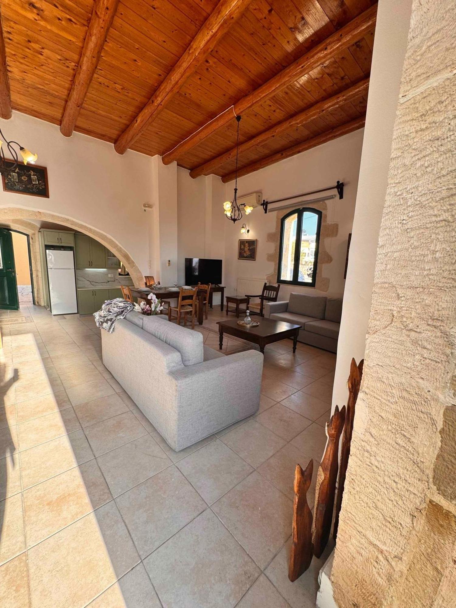 Skandalis Apartments With Pool Chorafakia Екстериор снимка